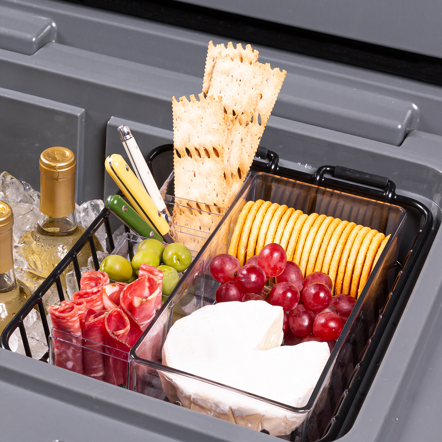 brutank-35qt-55qt-dry-rack-o2 brutank-dry-rack_accessory_alt-1.png