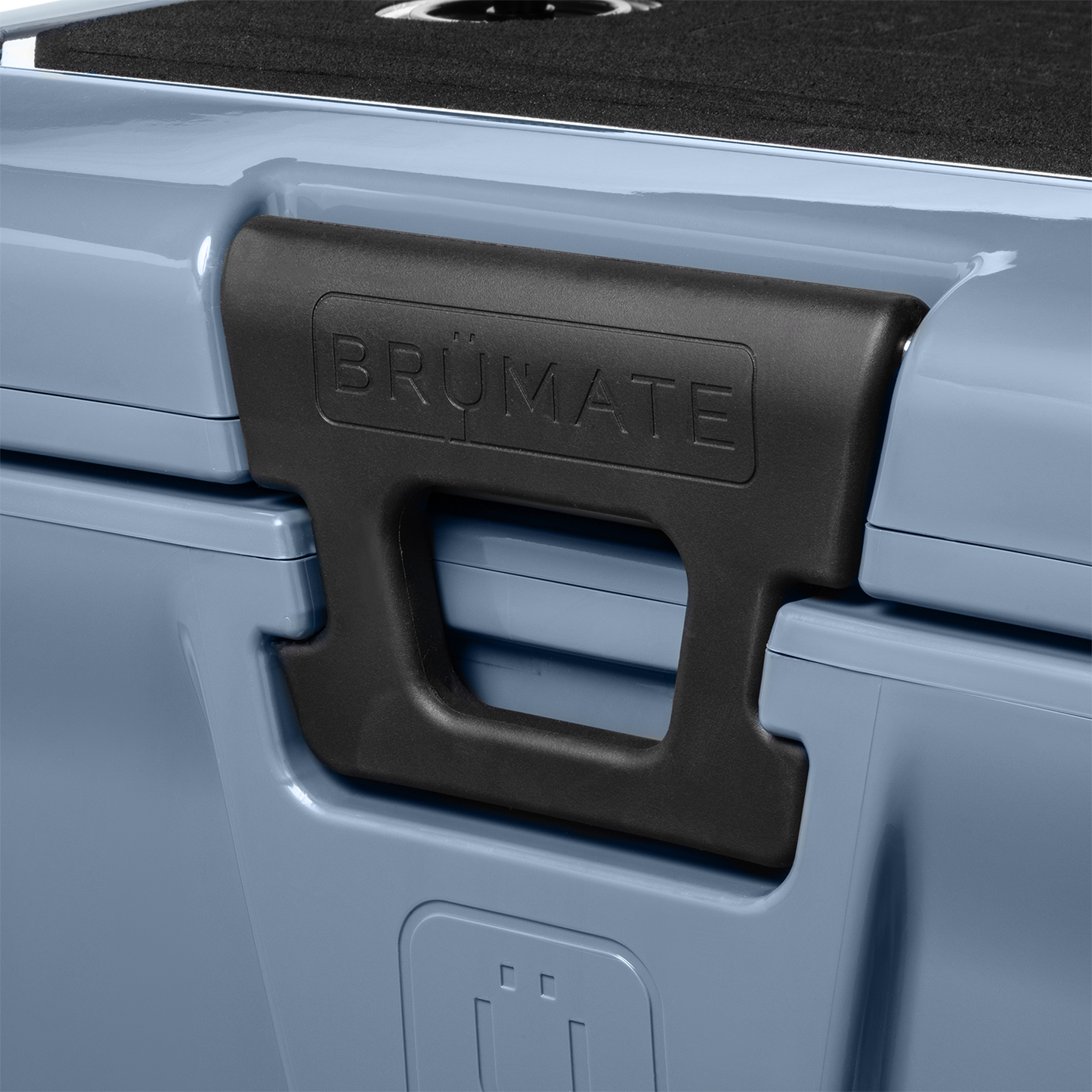 brutank-20qt-x3 BruTank-20-Denim-Latch.png